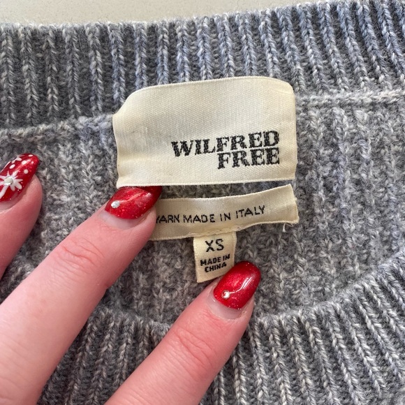 SOLD Wilfred Free Wool Sweater - Picture 2 of 3